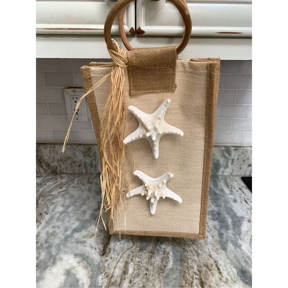 independent Other - Wine Holder Burlap Sea Shells #beach